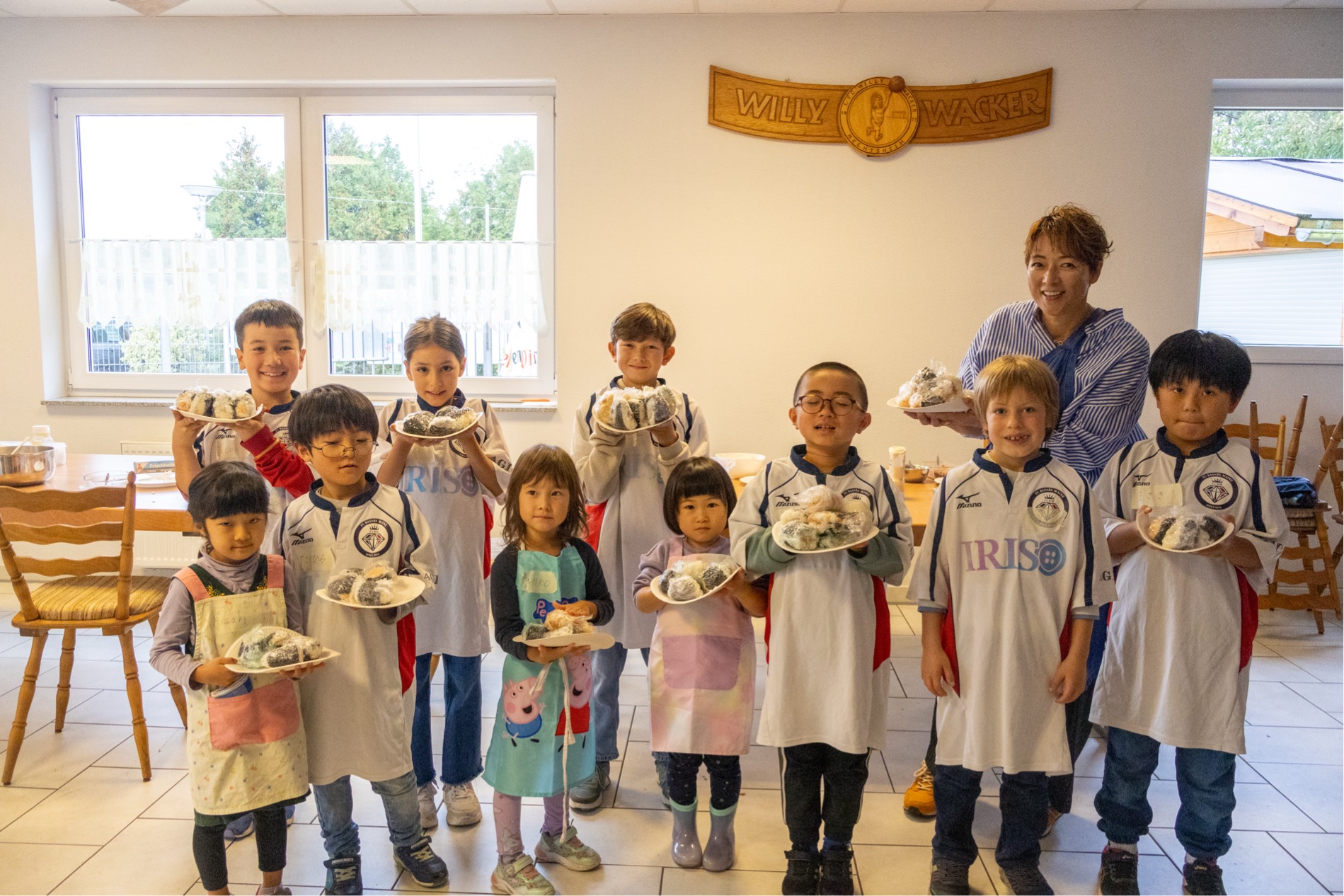 Onigiri-Workshop mit Unterstützung von „Chef☆Kids“