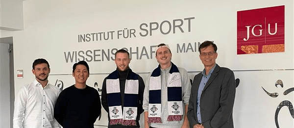 JGU-Studierende verfassen ihre Abschlussarbeit zum Thema FC BASARA Mainz